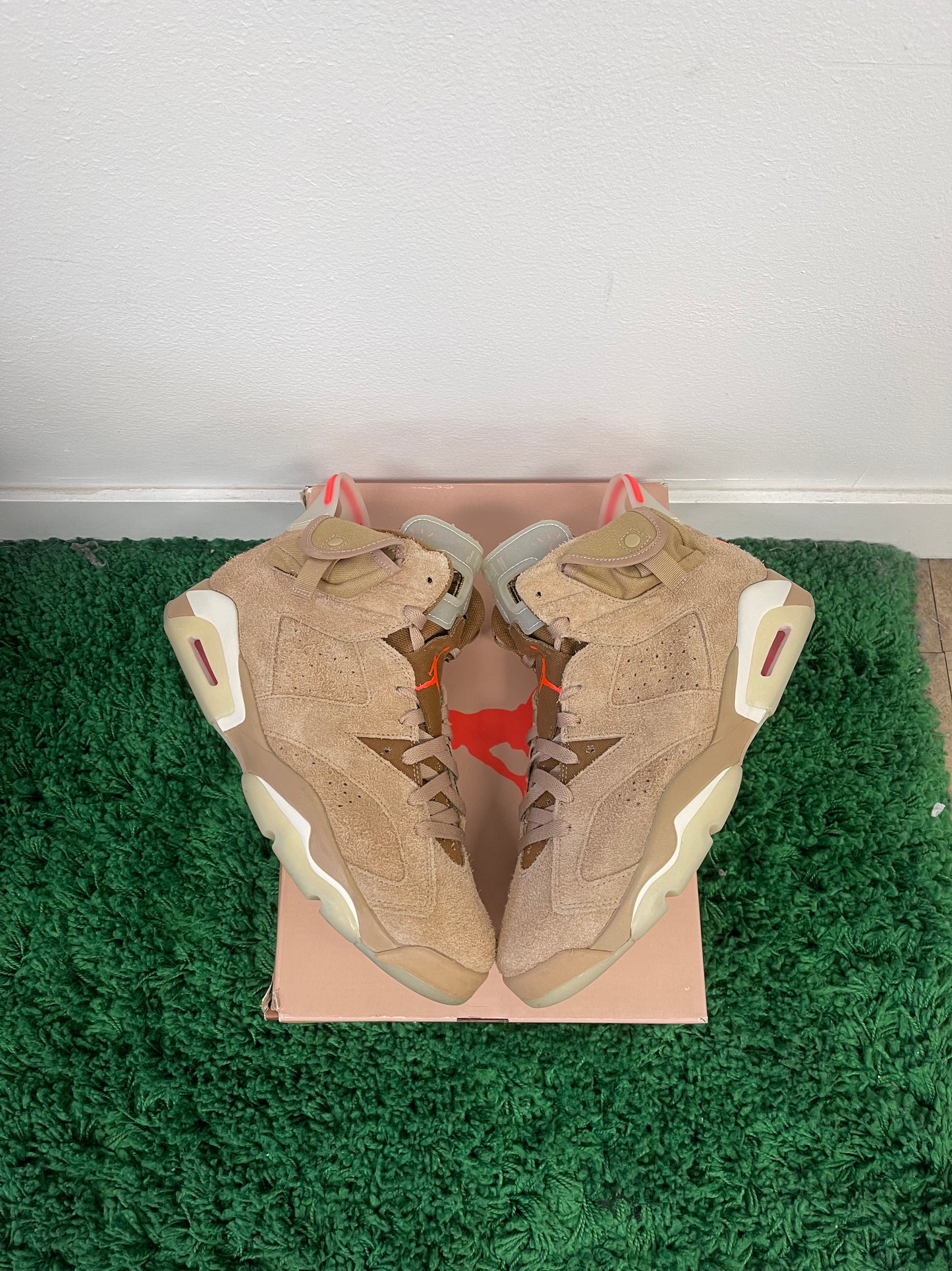 Used Jordan 6 Retro Travis Scott British Khaki (Men’s)