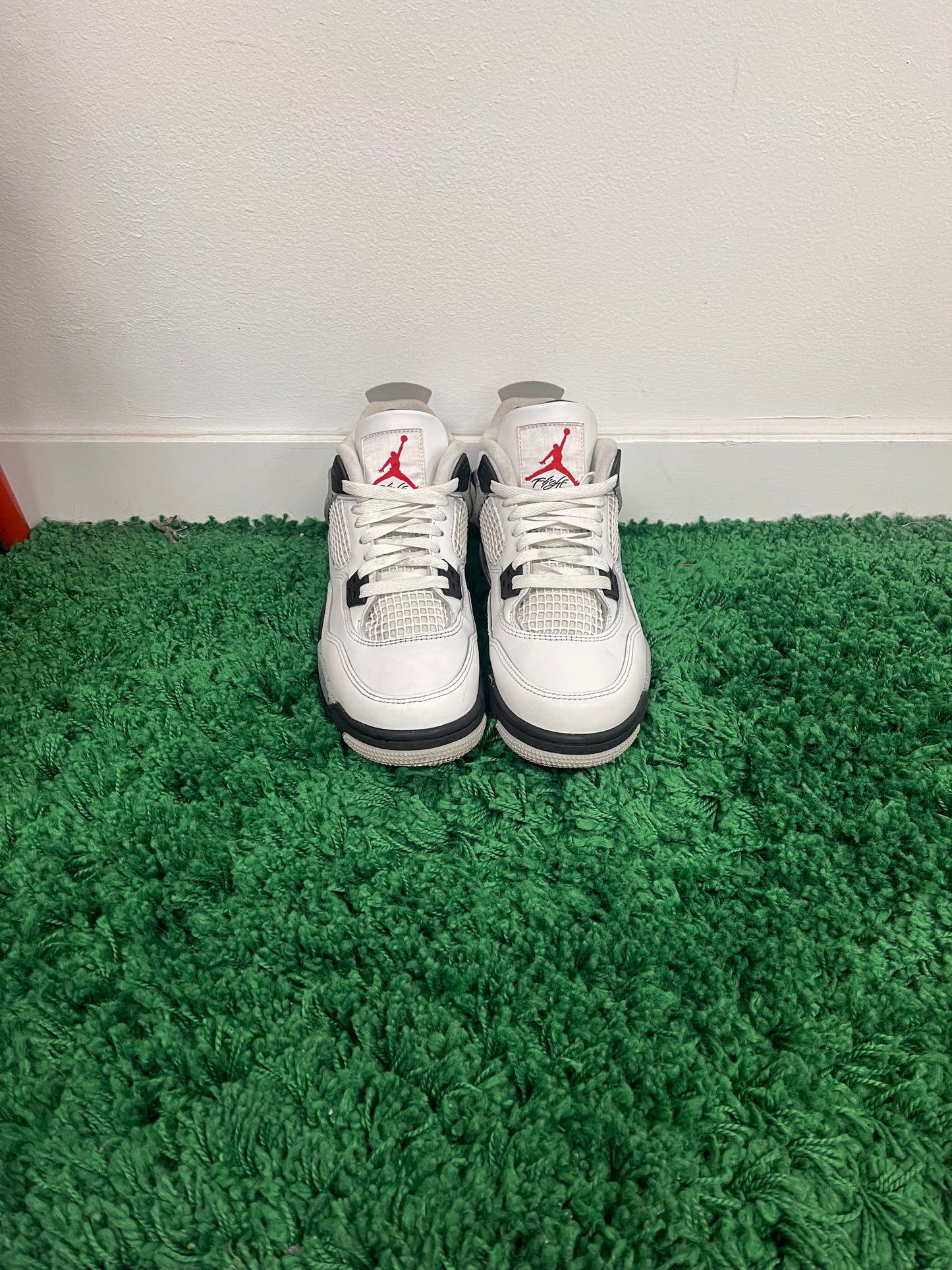 Used Jordan 4 Retro White Cement 2025 (Youth)