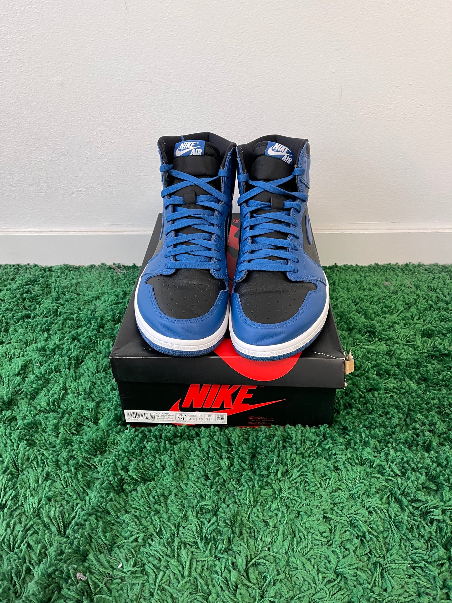 Used Jordan 1 Retro High OG Dark Marina Blue (Men’s)
