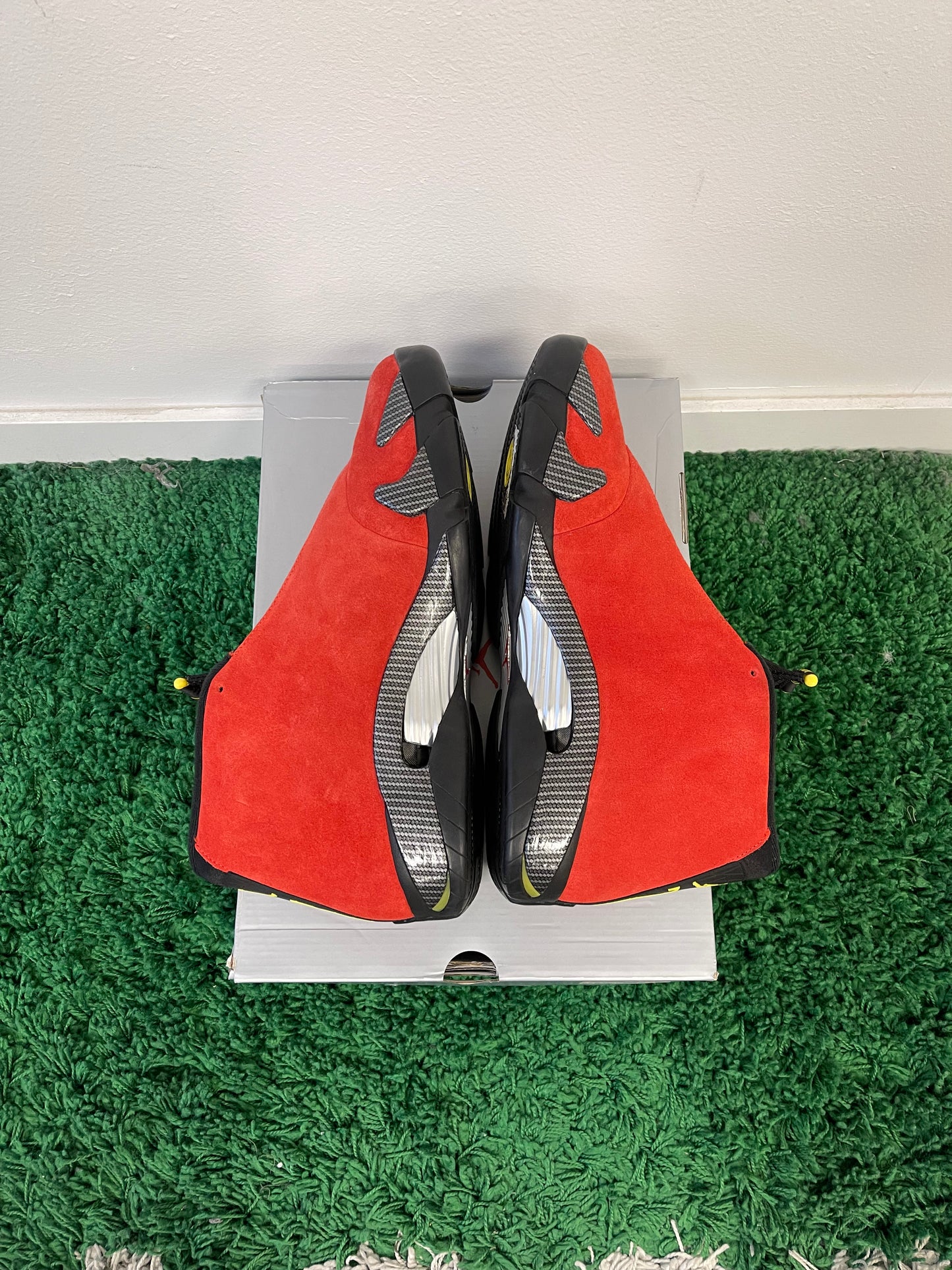 Used Jordan 14 Retro Ferrari 2025 (Men’s)