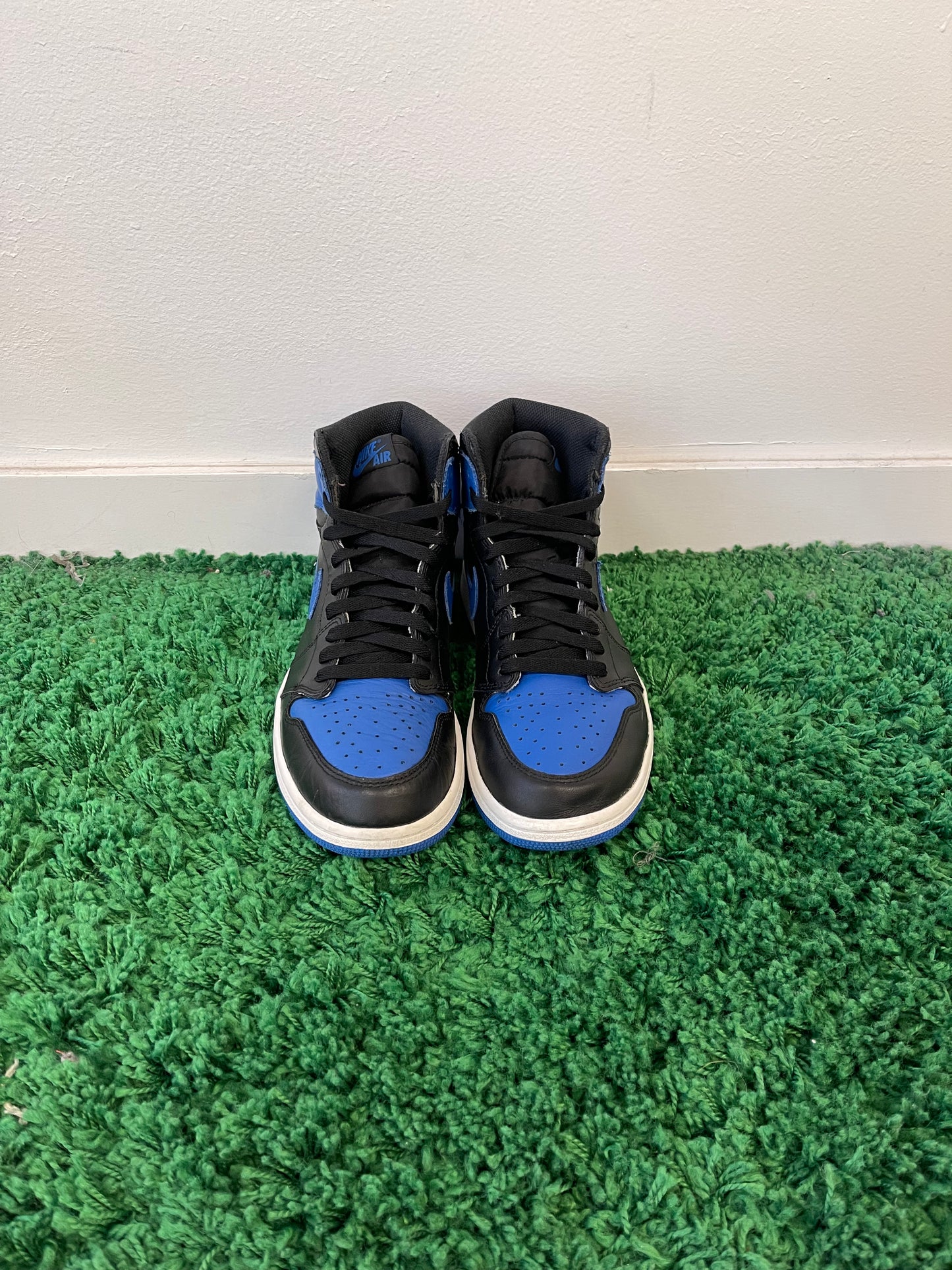 Used Jordan 1 Retro High Royal 2017 (Men’s)