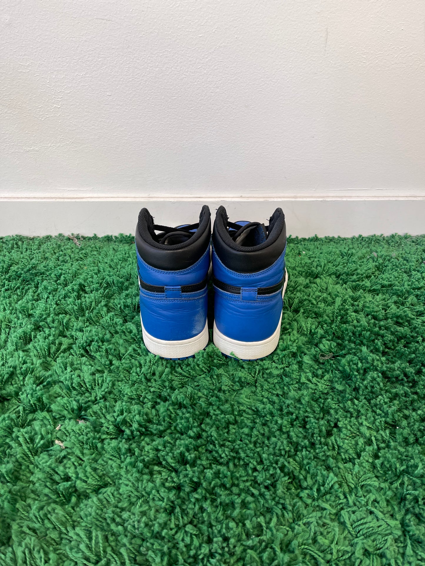 Used Jordan 1 Retro High Royal 2017 (Men’s)