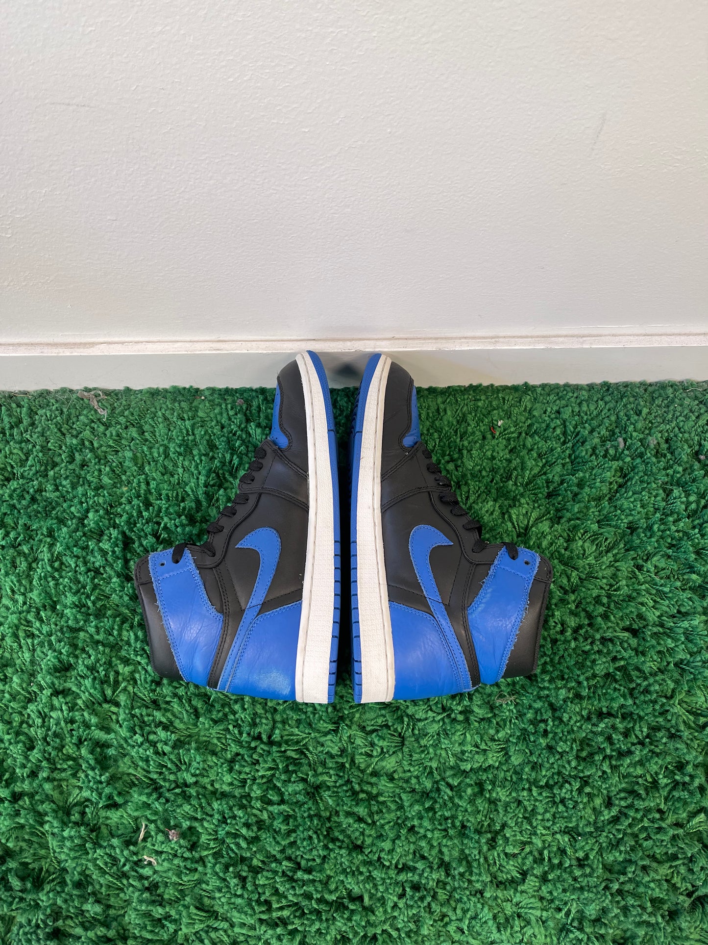 Used Jordan 1 Retro High Royal 2017 (Men’s)