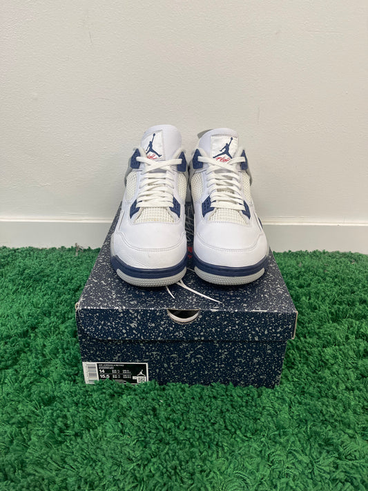 Used Jordan 4 Retro Midnight Navy (Men’s)