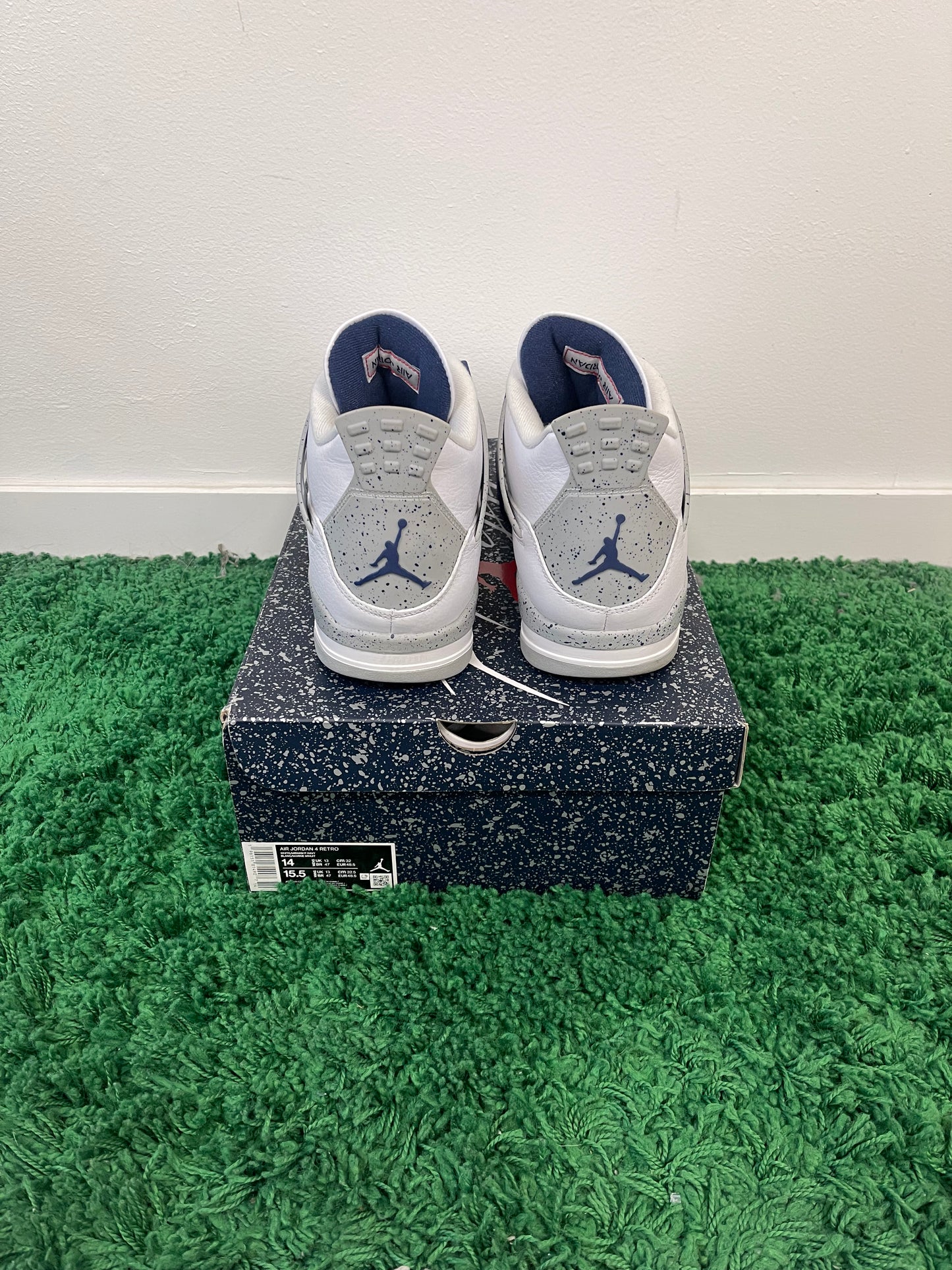 Used Jordan 4 Retro Midnight Navy (Men’s)
