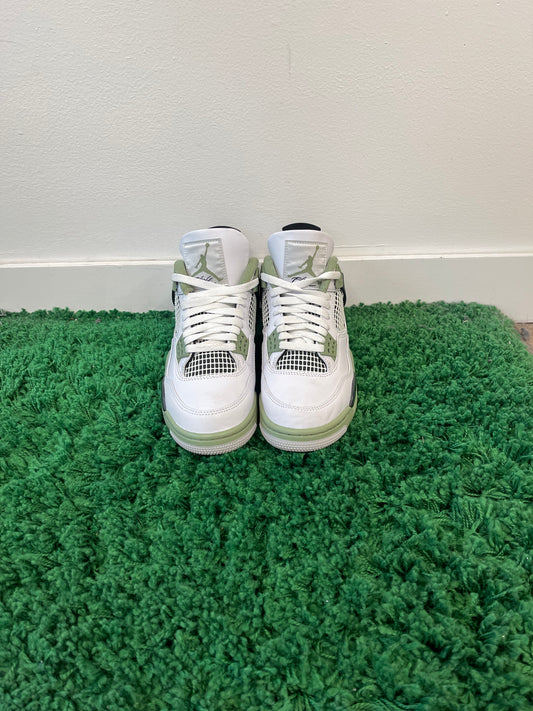 Used Jordan 4 Retro Seafoam (Women’s)