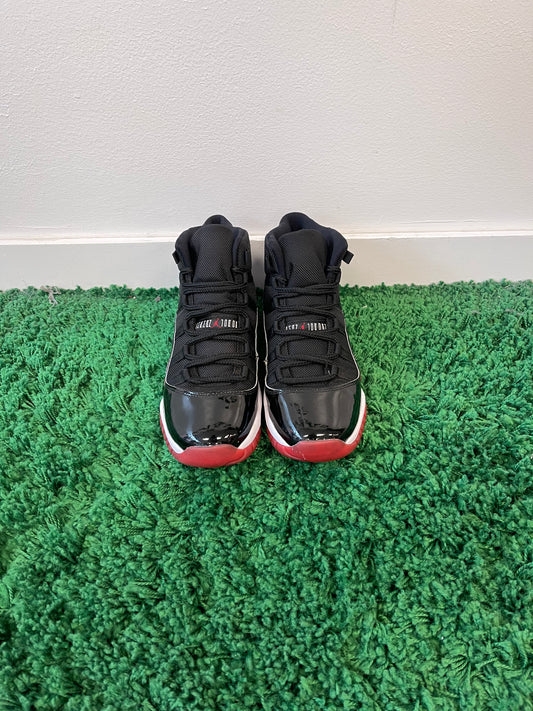 Used Jordan 11 Retro Playoffs Bred 2019 (Youth)