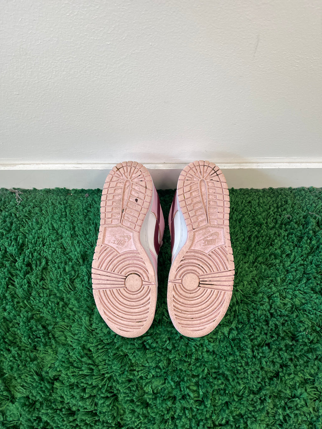 Used Nike Dunk Low Pink Foam Red White (Youth)