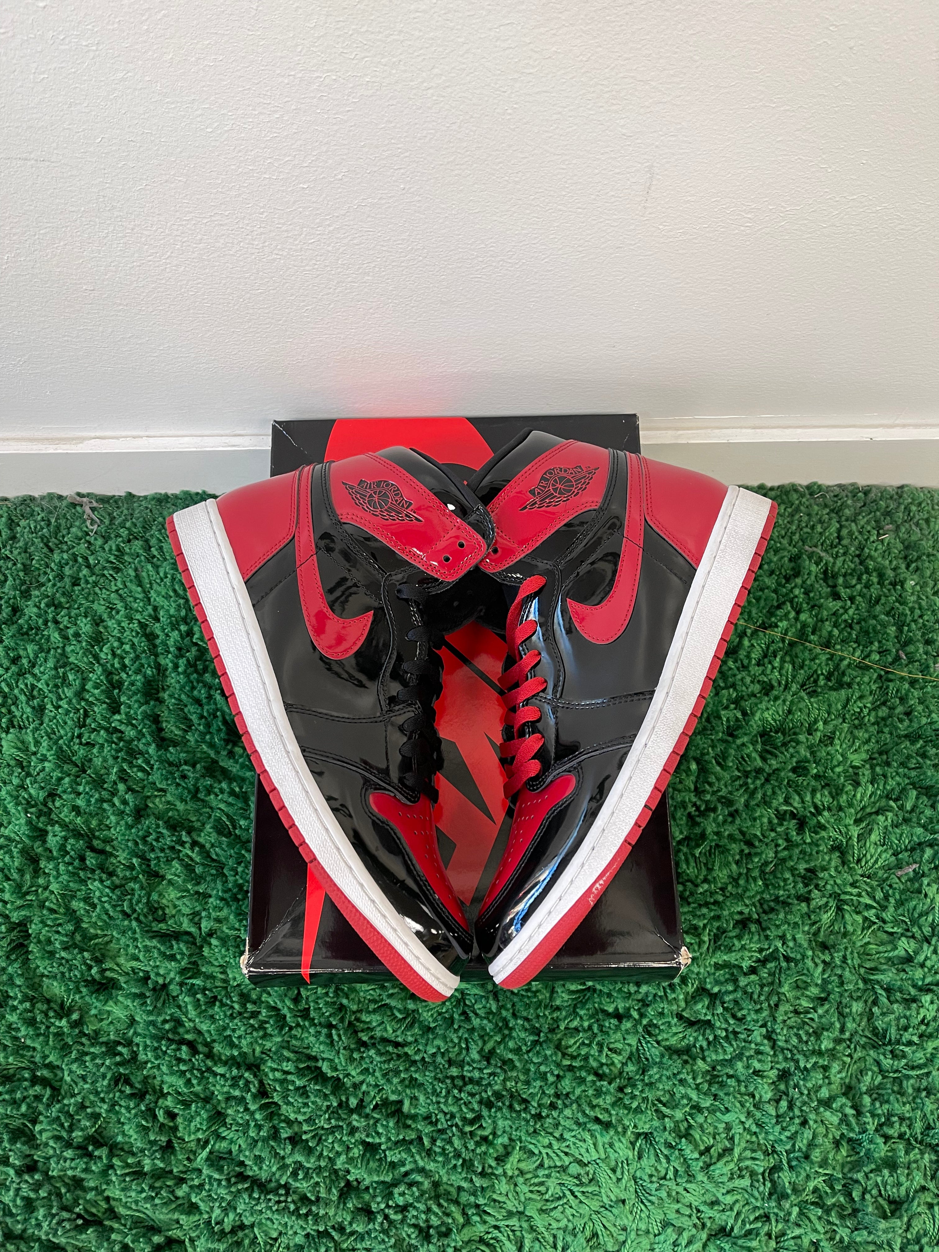 Used Jordan 1 Retro High OG Patent Bred (Men’s)