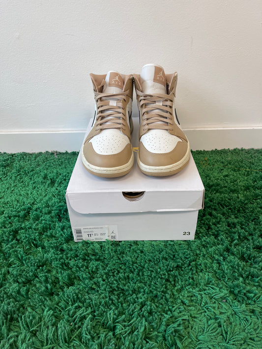 Used Jordan 1 Mid SE Desert Sail (Women’s)