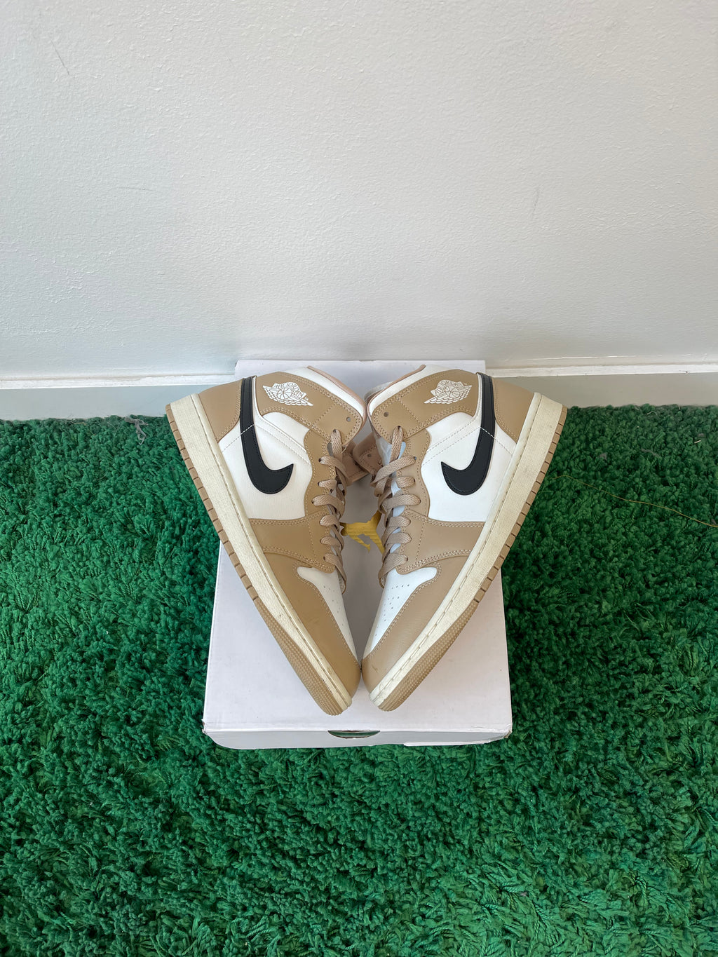 Used Jordan 1 Mid SE Desert Sail (Women’s)