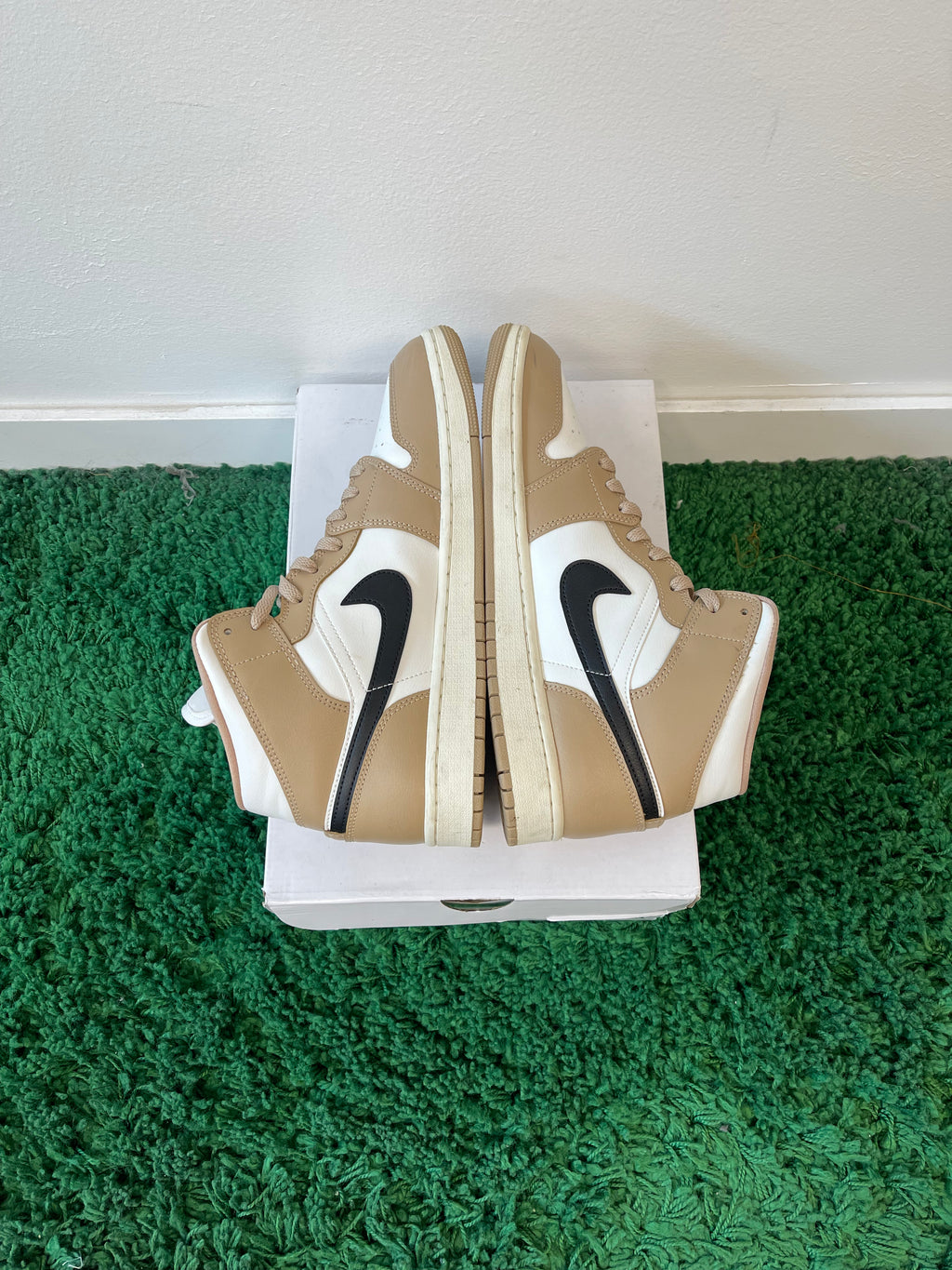Used Jordan 1 Mid SE Desert Sail (Women’s)