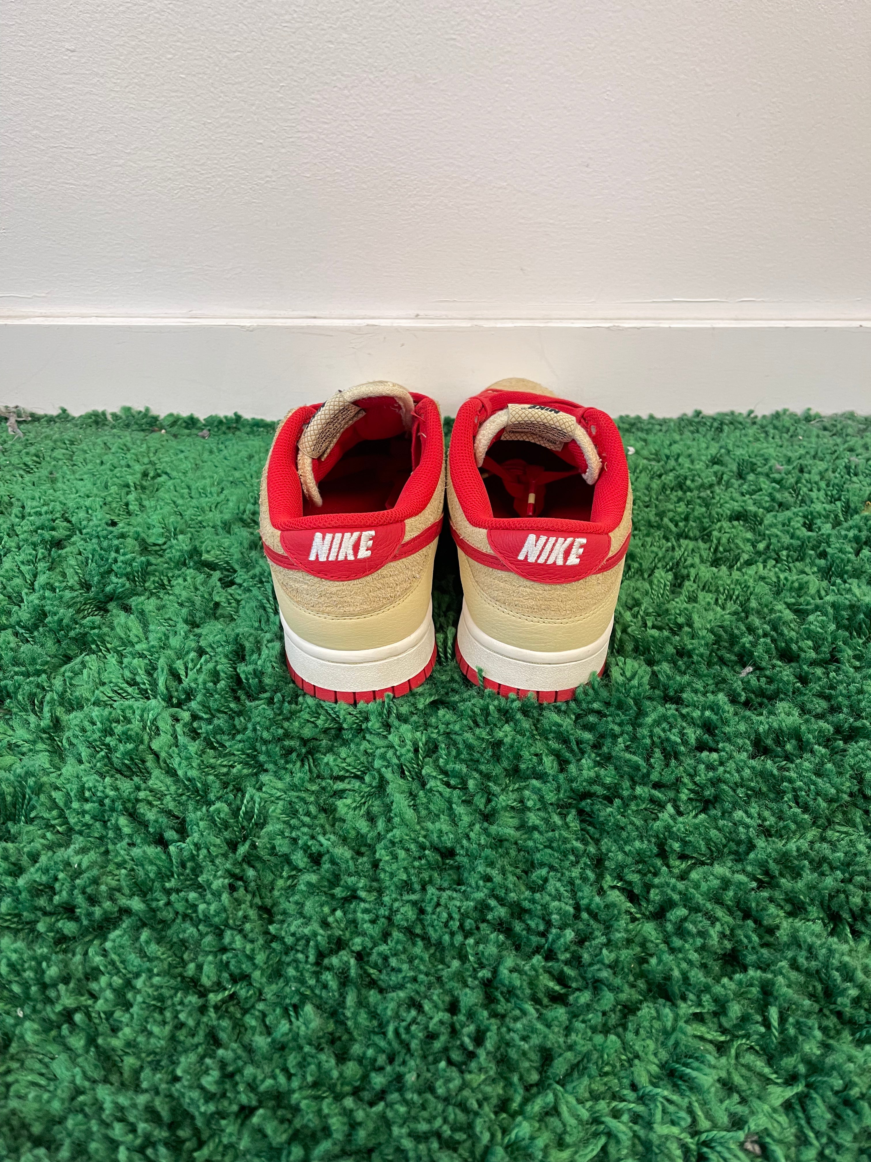 Used Nike Dunk Low Retro SE Strawberry Waffle (Men’s)