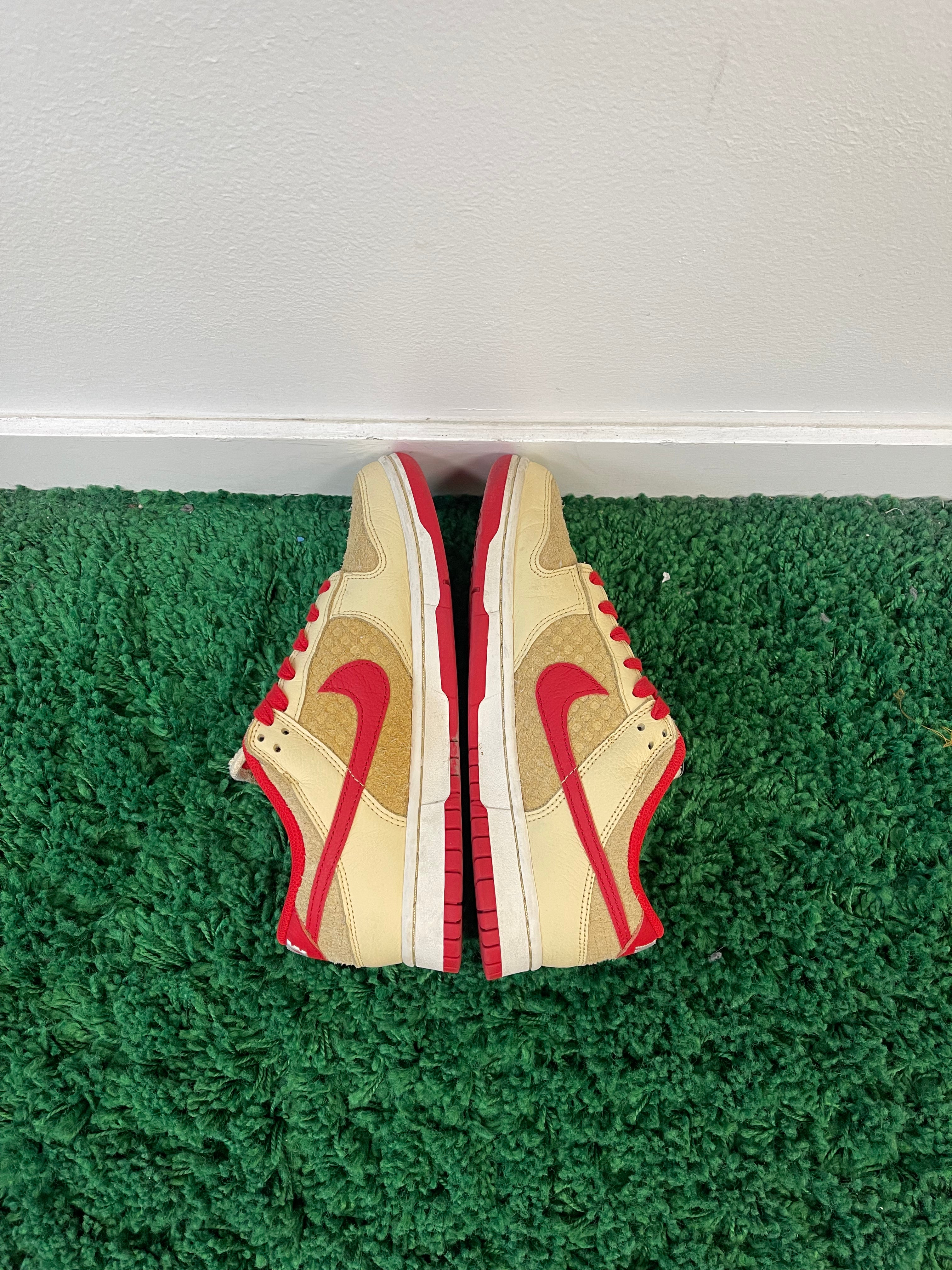 Used Nike Dunk Low Retro SE Strawberry Waffle (Men’s)