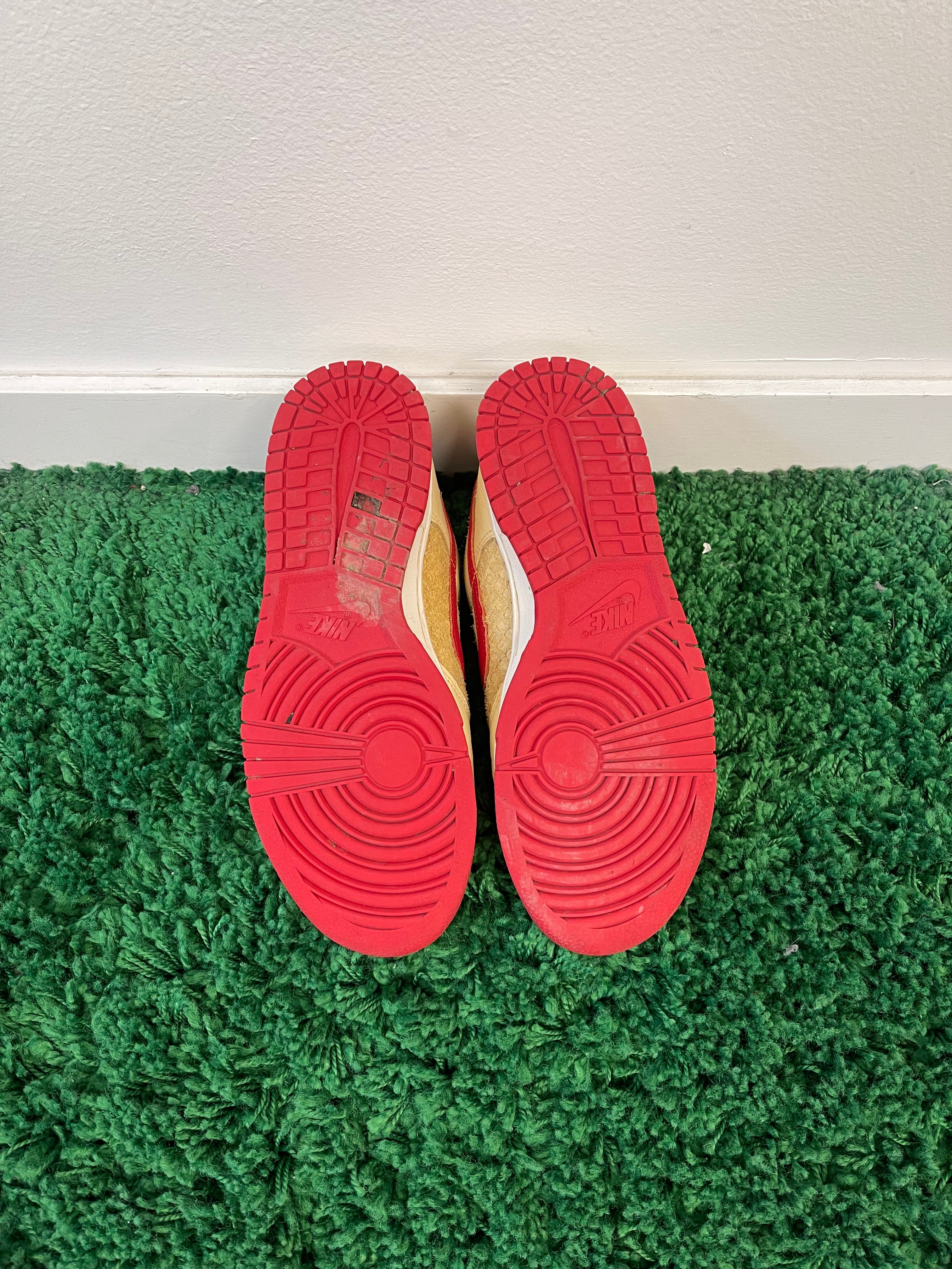 Used Nike Dunk Low Retro SE Strawberry Waffle (Men’s)