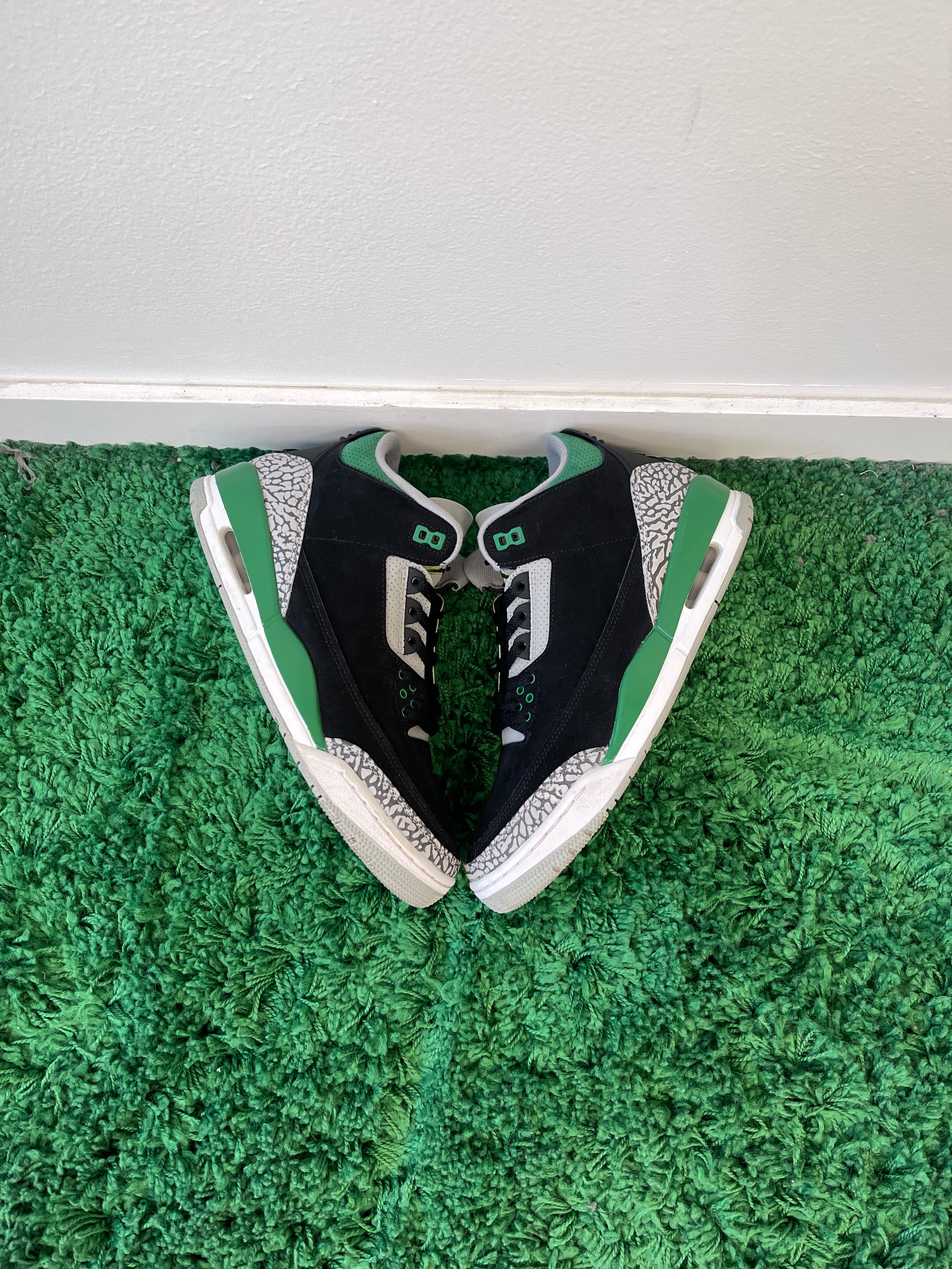 Used Jordan 3 Retro Pine Green (Men’s)