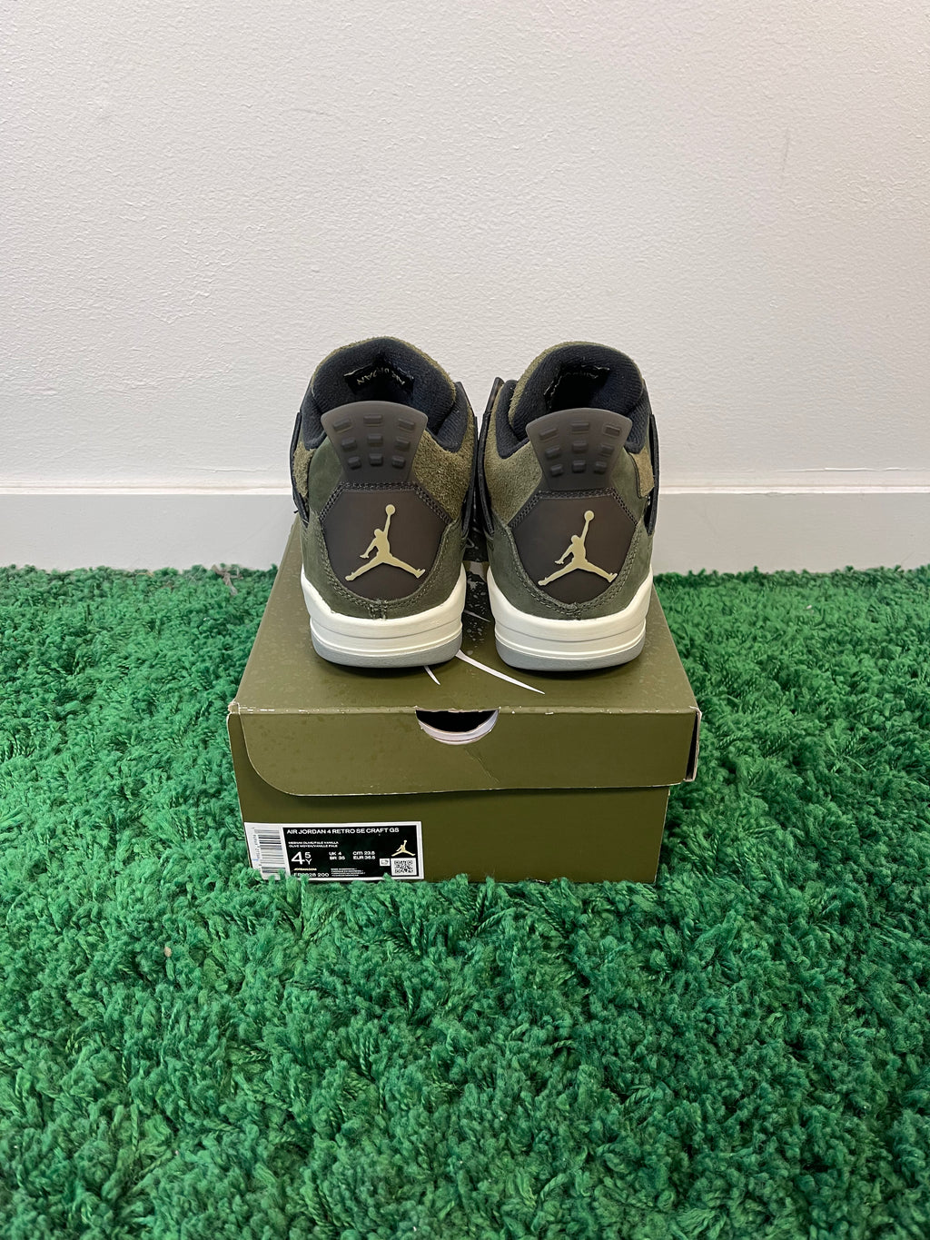 Used Jordan 4 Retro SE Craft Medium Olive (Youth)