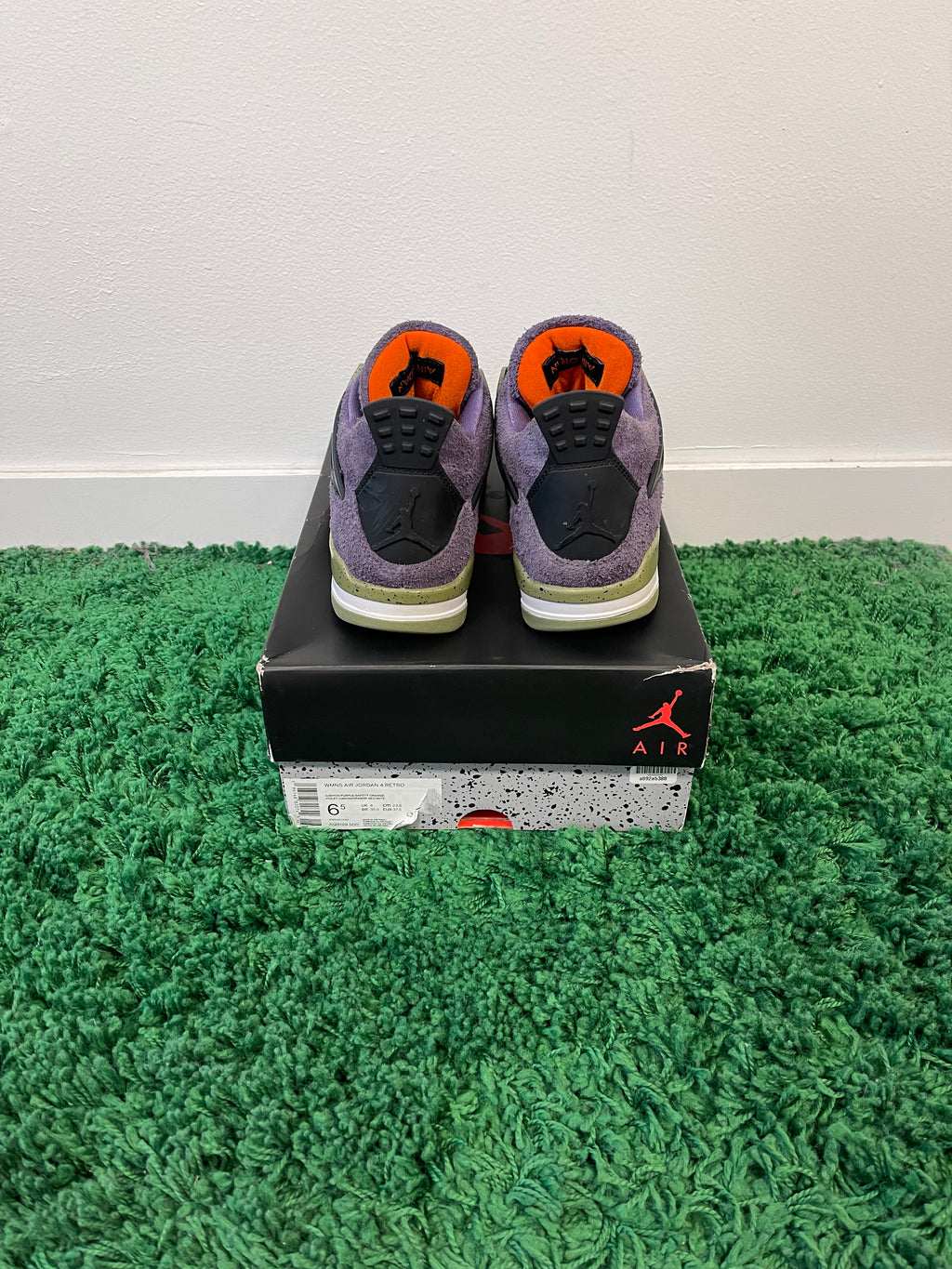 Used Jordan 4 Retro Canyon Purple (Women’s)