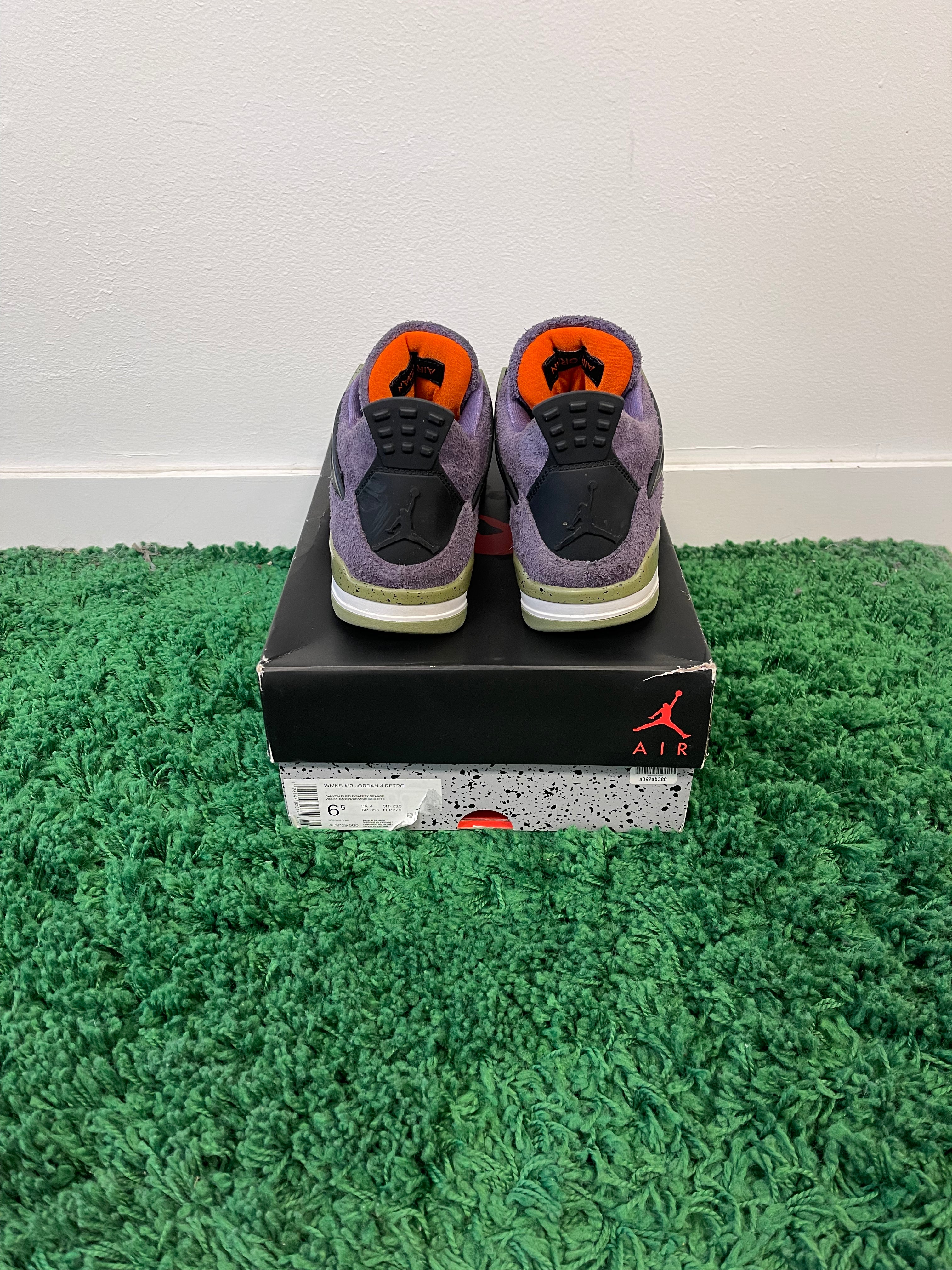 Used Jordan 4 Retro Canyon Purple (Women’s)