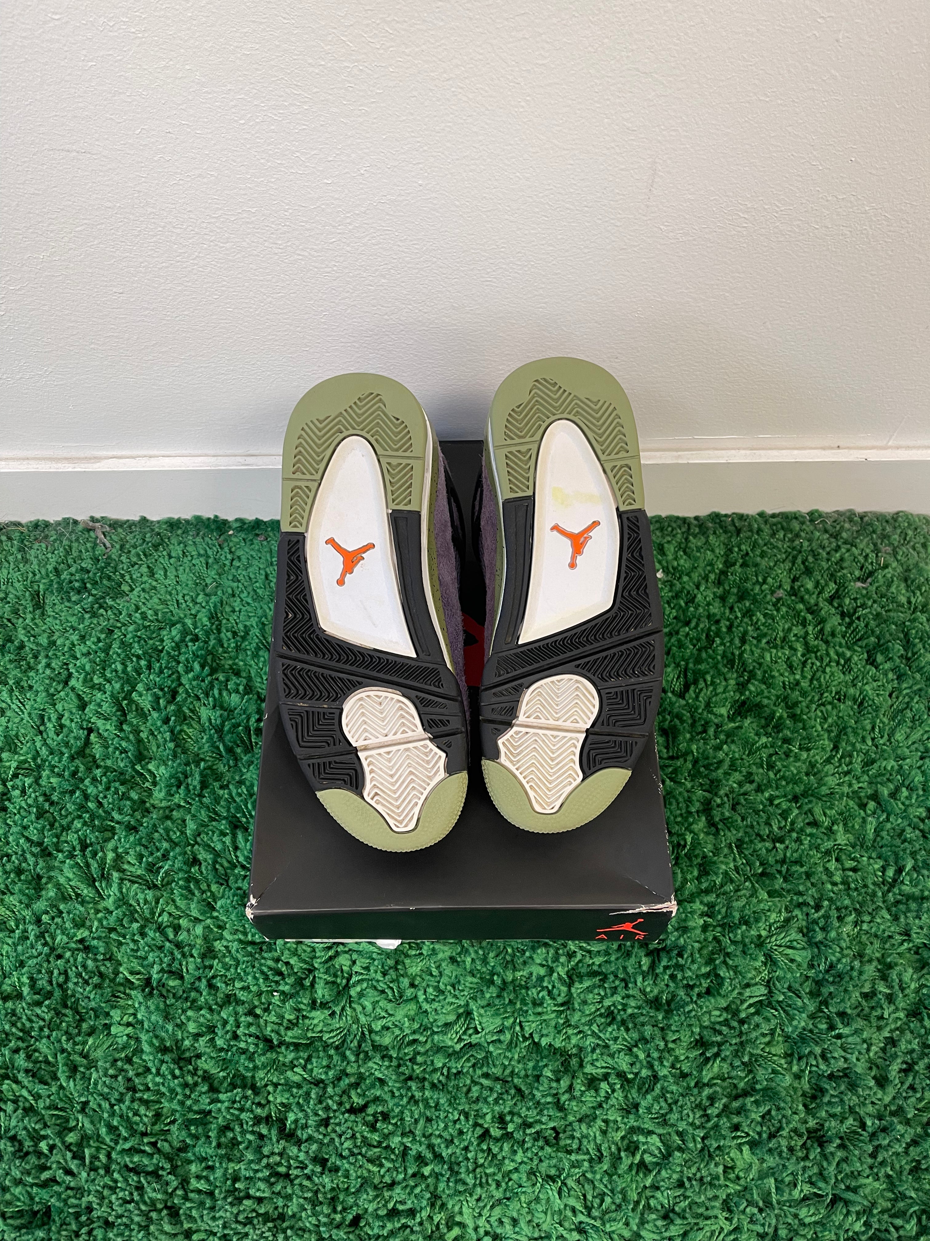 Used Jordan 4 Retro Canyon Purple (Women’s)