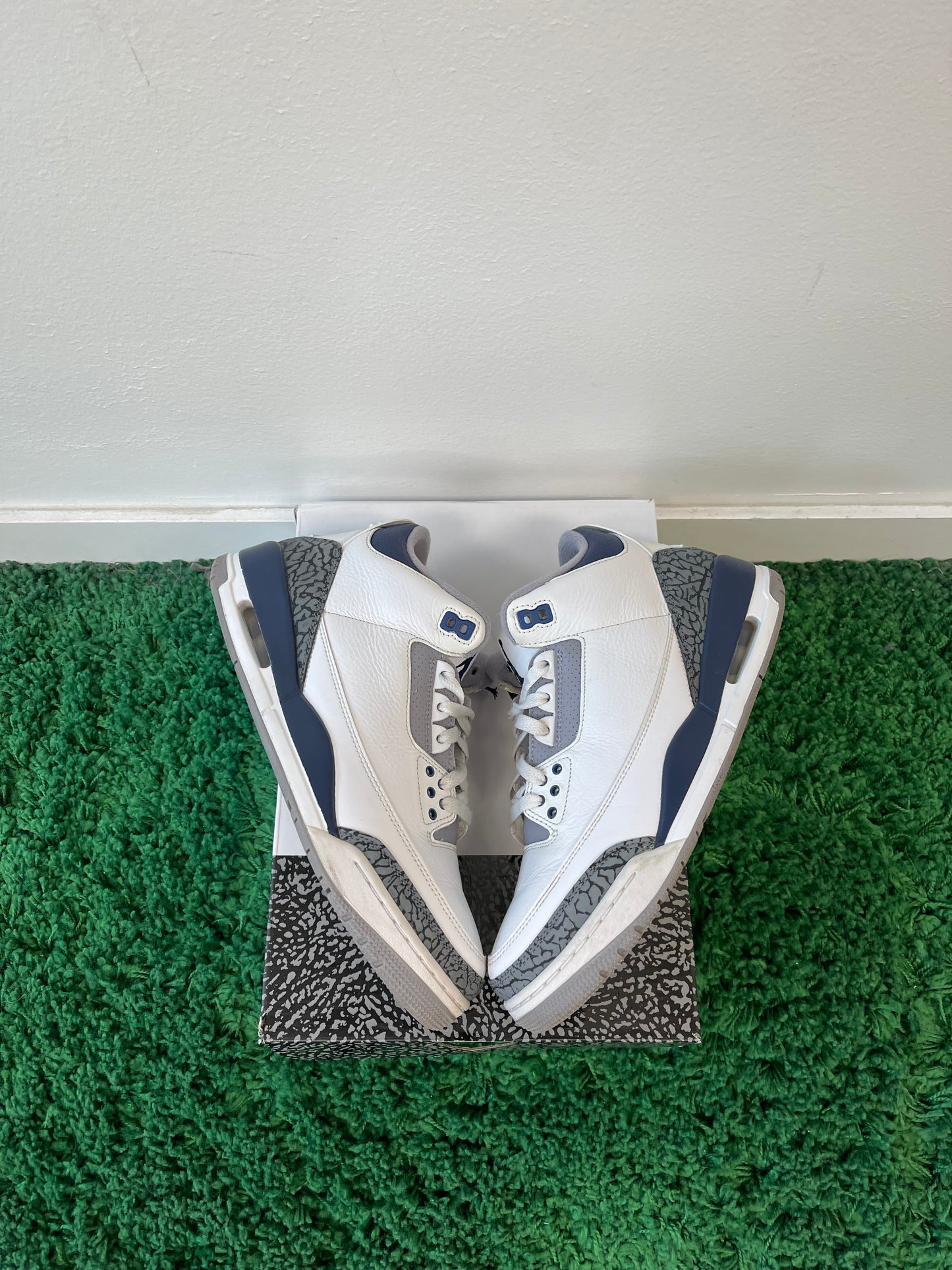 Used Jordan 3 Retro Midnight Navy (Men’s)