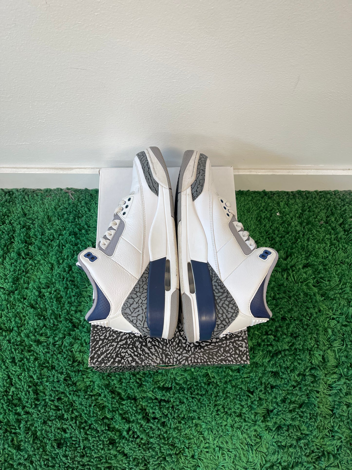 Used Jordan 3 Retro Midnight Navy (Men’s)