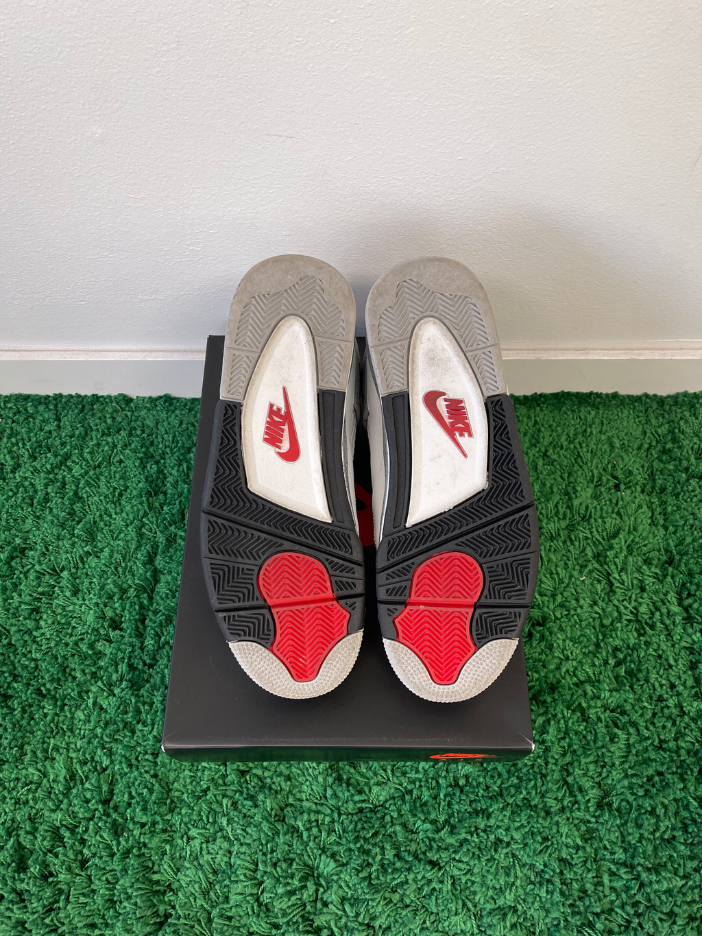 Used Jordan 4 Retro White Cement 2025 (Men’s)