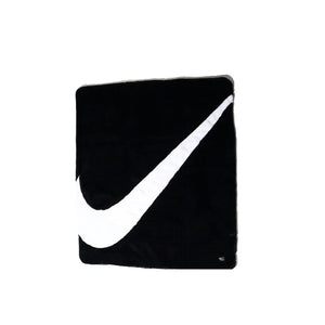 Nike Swoosh Faux Fur Blanket Black/White