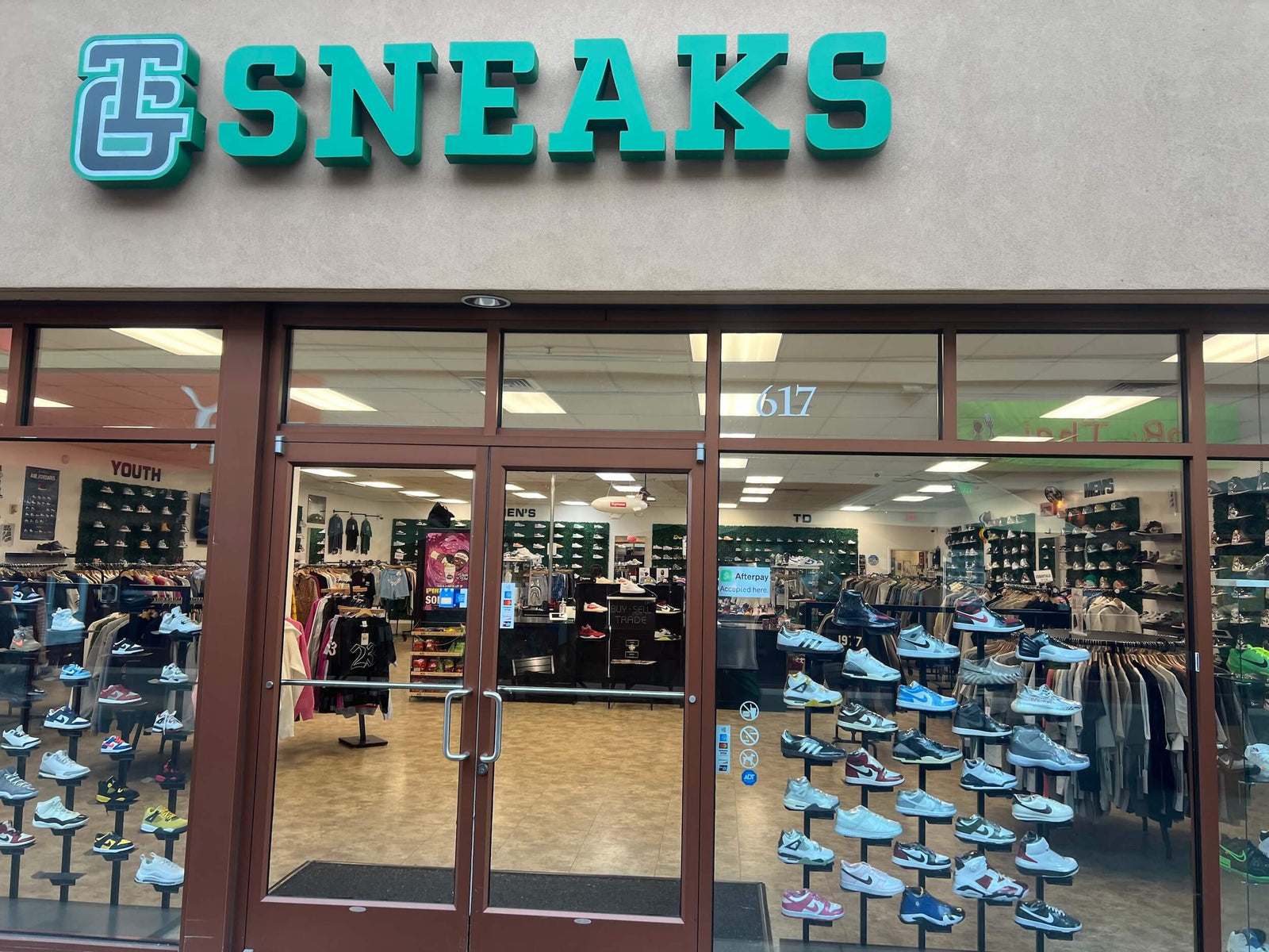 TG Sneaks storefront at Woodburn Premium Outlets