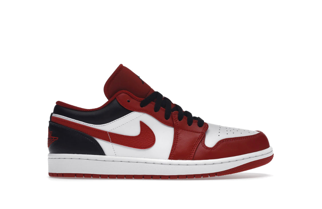 Jordan 1 Low Bulls (Men’s)